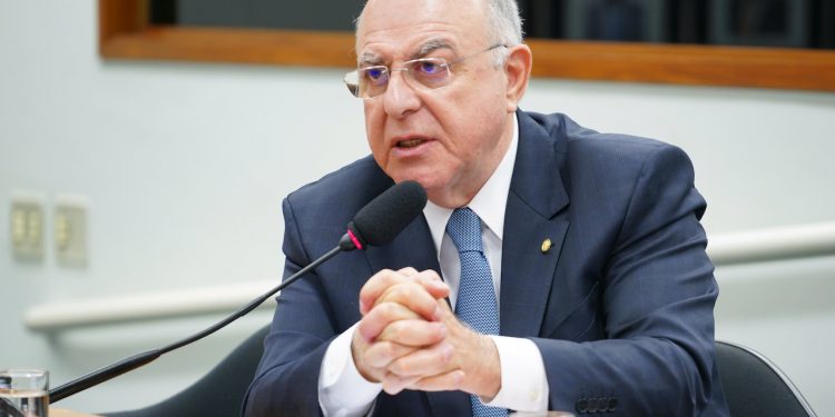 FPA participa de homenagem ao ex-ministro da agricultura Alysson Paolinelli