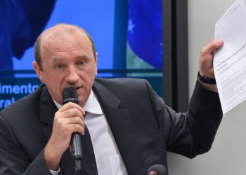 Relator debate autocontrole para indústria de alimentos com membros da FPA