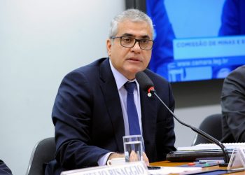 “Sem a regularização fundiária não teremos como identificar quem faz desmatamento ilegal”, diz presidente da FPA