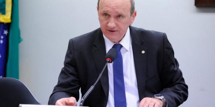 Comissão aprova projeto que pode derrubar o decreto da moratória da cana de açúcar