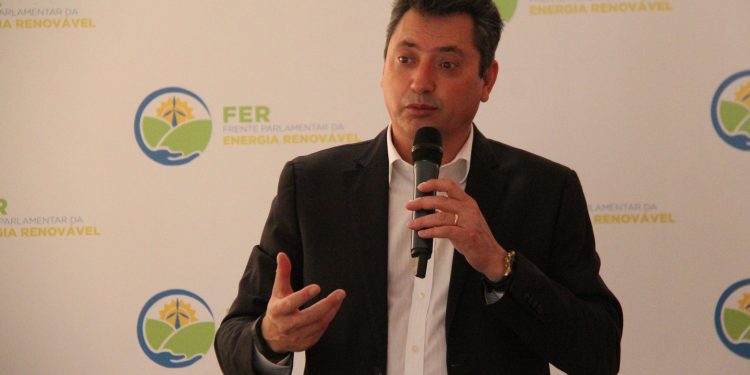 51387387755 fc087a7b18 k 750x375 - “Agro pode contribuir com a ampliação de energia renovável no país,” diz Sérgio Souza