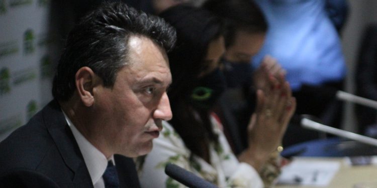 Reduzir custo de produção no país é prioridade da bancada, diz o Presidente da FPA