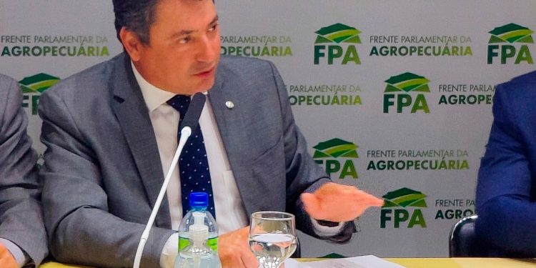 FPA se reúne com o presidente do Senado para destravar pautas do setor