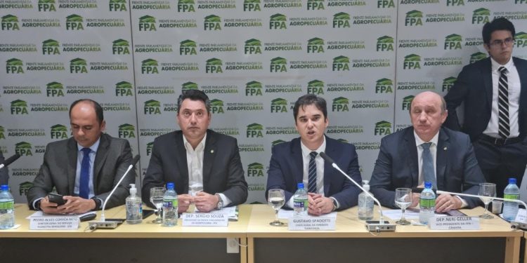 Governo Federal institui plano nacional para atender exigências do Código Florestal