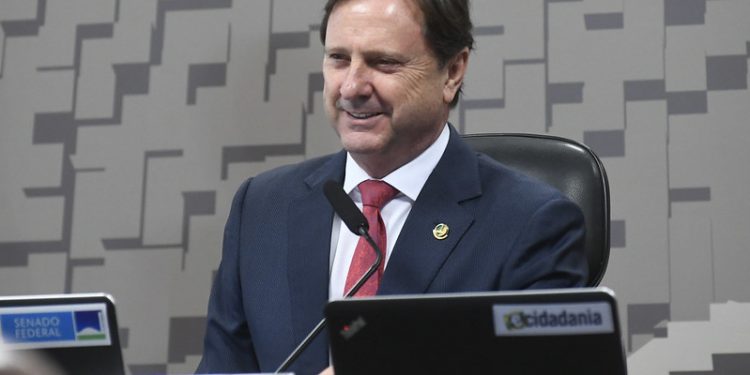 Senadores debatem Autocontrole em audiência pública de 4 horas de duração