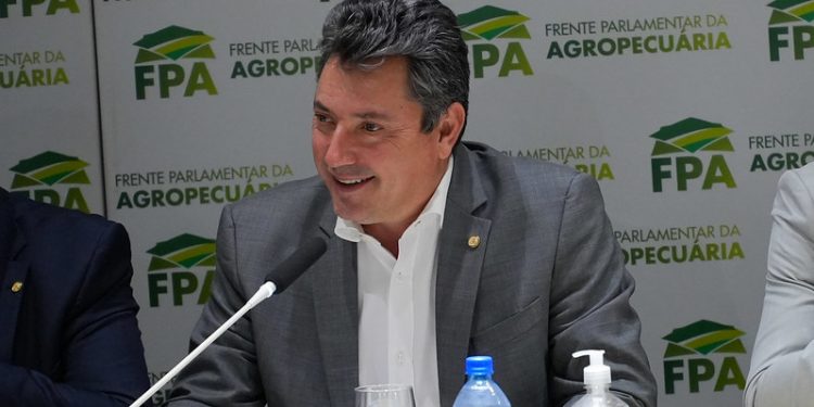 Sergio Reuniao 750x375 - Bioinsumo é opção para reduzir custo de produção de alimentos no Brasil
