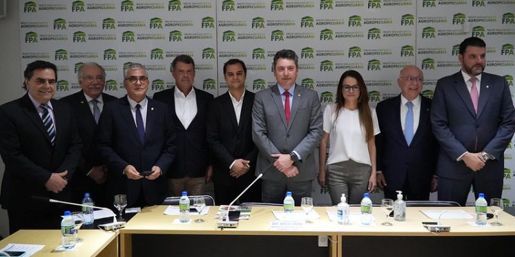 “Agro fintechs reduzem burocracia para financiar produtor rural,” diz Arnaldo Jardim