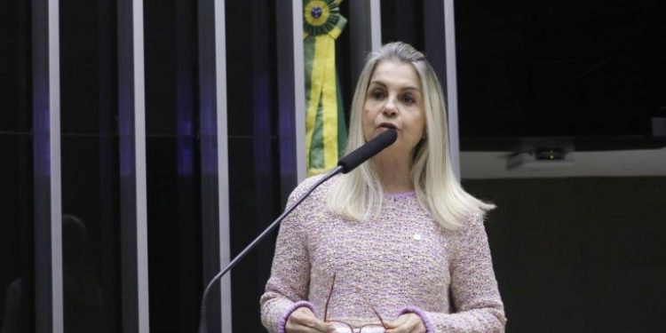 Proposta cria certificação para produtor de biocombustível que promove agricultura familiar