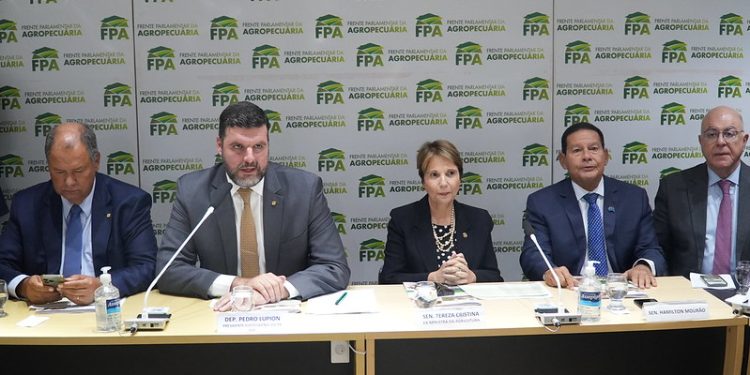 Reorganização ministerial é necessária para preservar conquistas da agropecuária brasileira