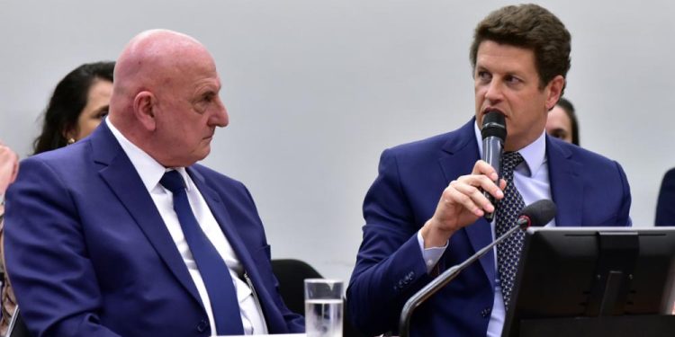 CPI das Invasões de Terra retoma trabalhos e ouve ex-ministro do GSI