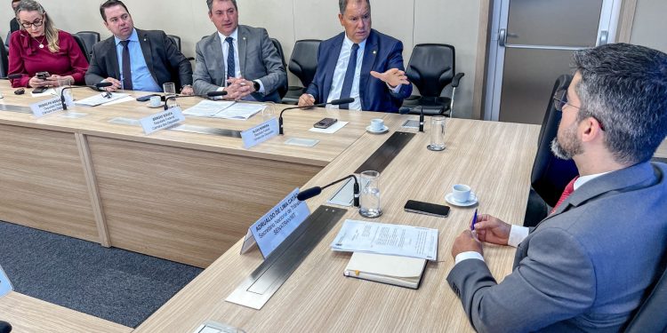 FPA debate circulação de máquinas agrícolas nas rodovias