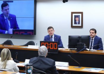 Comissão de Agricultura realiza debate sobre futuro da aviação agrícola no país 