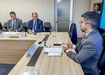 Avançam as tratativas para simplificar o trânsito de máquinas agrícolas em vias públicas