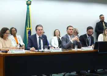 Bancada do agro confronta ministro da Educação sobre questões do Enem