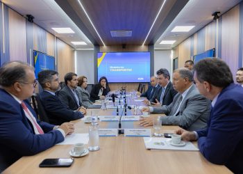 Deputados pedem celeridade na regulamentação do trânsito de máquinas em vias públicas