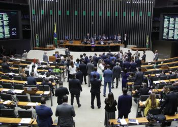 Câmara aprova impedimento aos ocupantes e invasores de propriedades de receberem benefícios do Estado