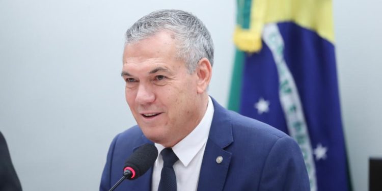 Comissão debate Plano Nacional de Juventude e Sucessão Rural