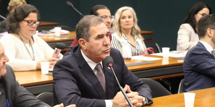 FPA trabalha pela rejeição de projeto que propõe imposto de exportação sobre alimentos