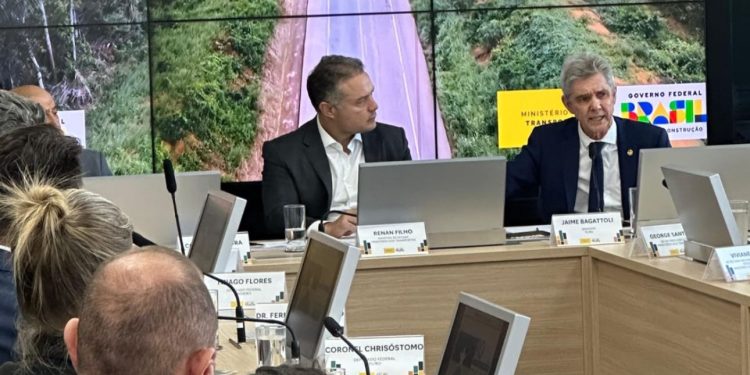 Senador Jaime Bagattoli cobra revisão de normas sobre pesagem de caminhões em rodovias