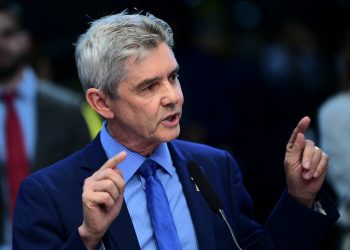 Parlamentares da FPA participam de audiência para debater concessões das hidrovias