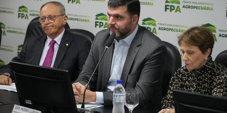 FPA discute propostas para reduzir conflitos no campo e promover segurança jurídica