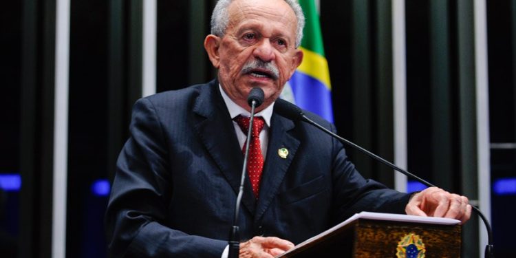 Nota de pesar: Benedito de Lira