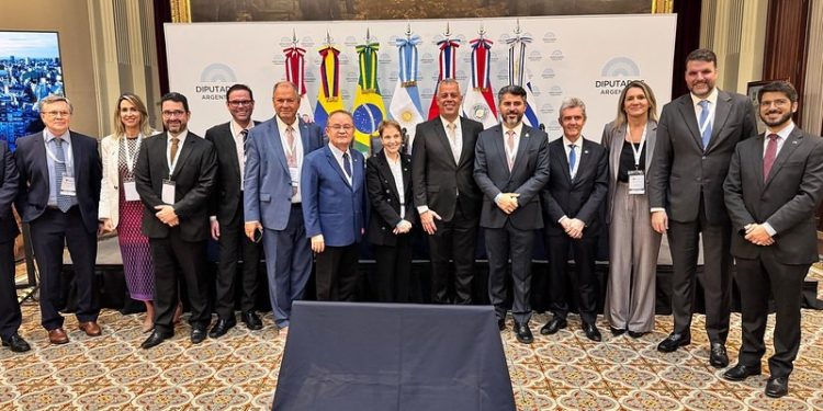 “Carta de Buenos Aires” reafirma compromisso com o crescimento do setor agropecuário