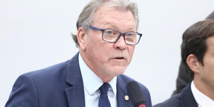 Parlamentares da FPA cobram agilidade do governo para socorrer produtores gaúchos