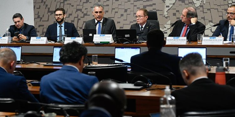 Zequinha Marinho promove debate sobre o Plano Safra 2025/2026 e cobra segurança para o produtor