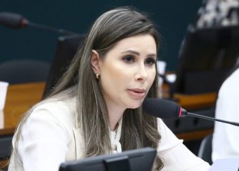 Parlamentares da FPA cobram esclarecimentos de ministro na Comissão de Agricultura