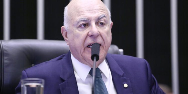 Deputado Arnaldo Jardim, autor da lei que criou os FIAGROs e vice-presidente da Frente Parlamentar da Agropecuária (FPA)