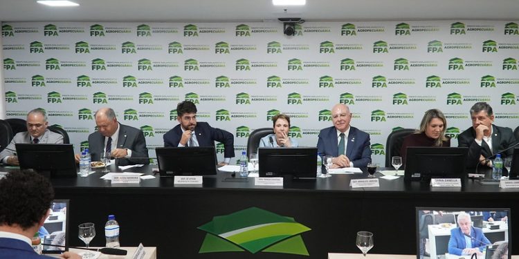 Coalizão de Frentes Parlamentares do Setor Produtivo mostra apoio ao Licenciamento Ambiental