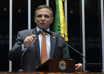 Comissão do Senado aprova projeto que autoriza atividades econômicas em terras indígenas