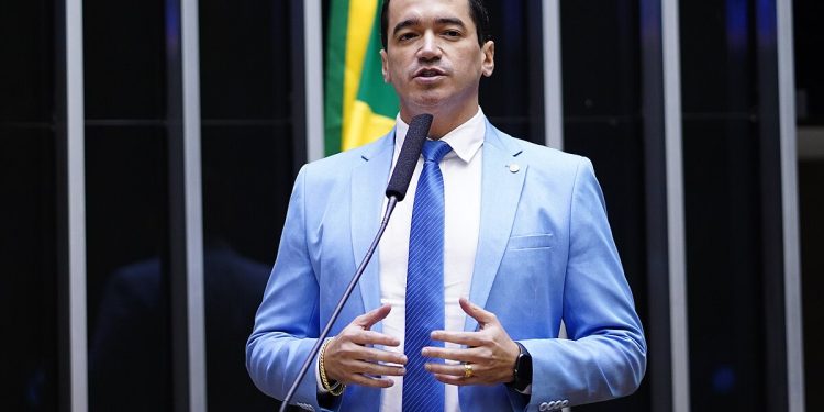 Comissão debate impactos e alternativas ao tarifaço