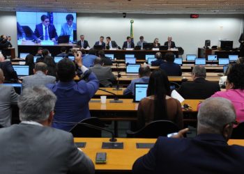 Novo marco dos portos começa a ser debatido na Câmara