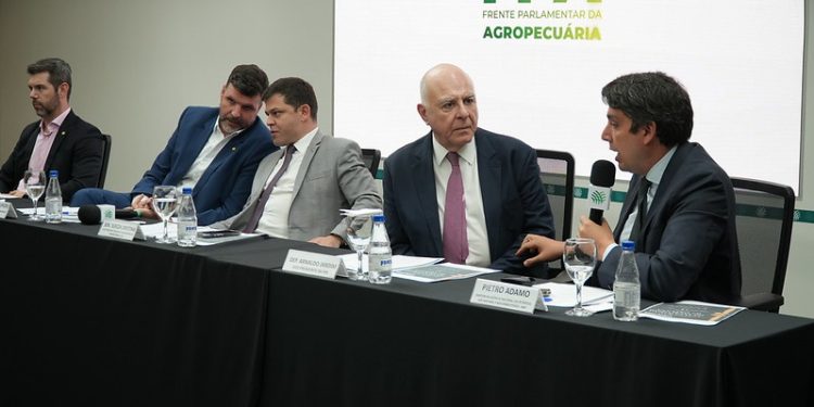 FPA trabalha pela aprovação de medidas de combate à fraude em combustíveis