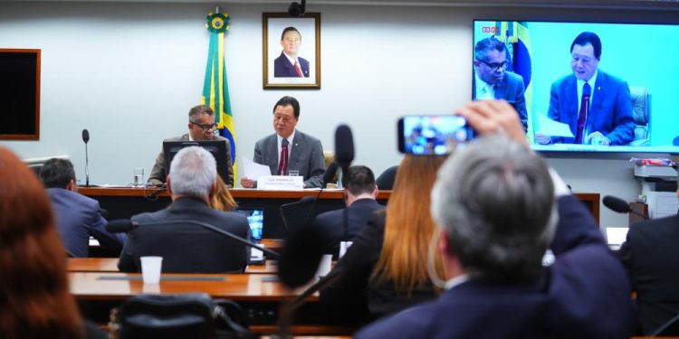 Produtores e indústria alertam para desafios na implementação da rastreabilidade de defensivos no país