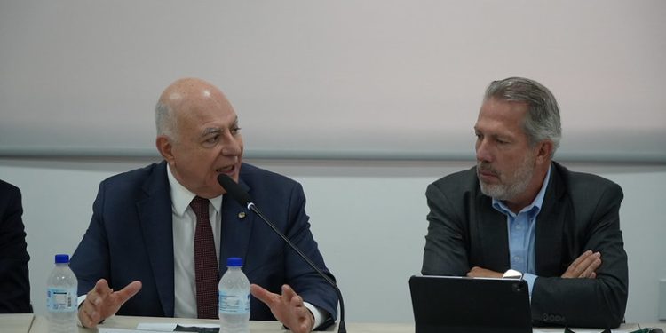 Vice-presidente da FPA participa de debate sobre o futuro do RenovaBio