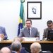 Deputados da FPA cobram do governo medidas urgentes para conter crise no setor leiteiro