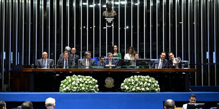 RenovaBio completa oito anos e Senado celebra protagonismo brasileiro na transição energética