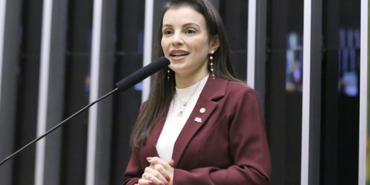 Proposta aprovada moderniza regras para circulação de máquinas agrícolas no país