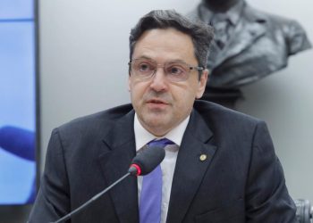 Luiz Philippe de Orléans e Bragança assume a presidência da CREDN