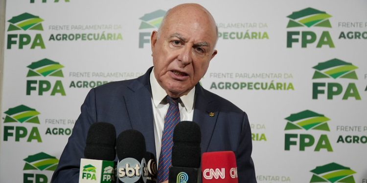 Bancada do agro vai propor ajustes em MP do governo sobre imposto no diesel