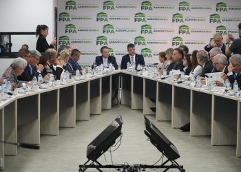 reunião-almoço 14-04-26