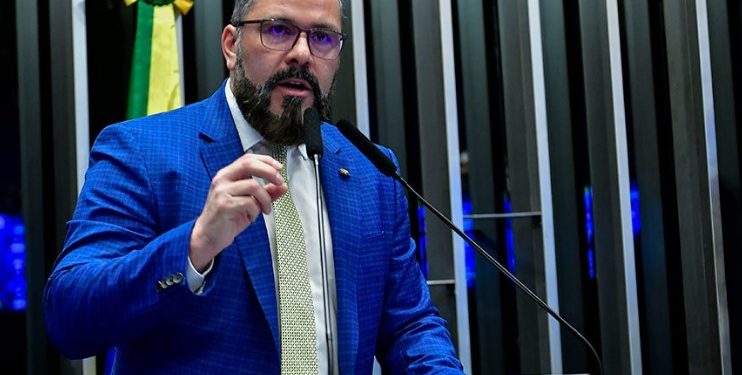 Comissão mista aprova relatório que amplia crédito oficial às exportações