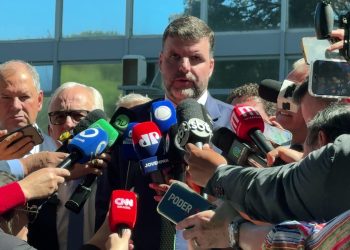 Coletiva após reunião