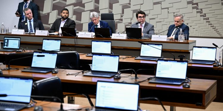 Projeto que aperfeiçoa cobrança do ITR é debatido em audiência pública no Senado